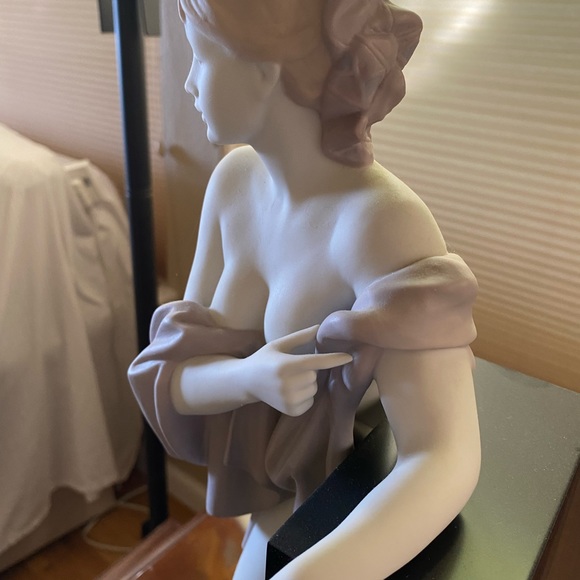 RETIRED 2008 ‘INNER BEAUTY ’ Lladro item#01016889 - Picture 4 of 16